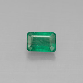 Émeraude vert naturelle taille émeraude, 0,67 ct, SI-I1