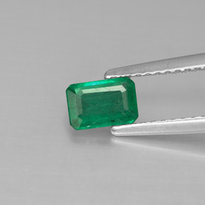Émeraude vert naturelle taille émeraude, 0,50 ct, SI-I1