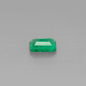 Émeraude vert naturelle taille émeraude, 0,44 ct, SI-I1