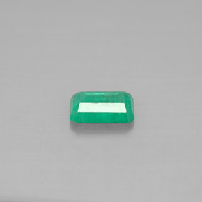 Émeraude vert naturelle taille émeraude, 0,47 ct, SI