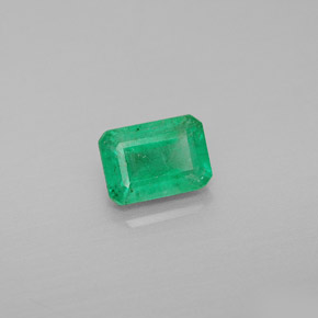 Émeraude vert naturelle taille émeraude, 1,08 ct, VS-SI