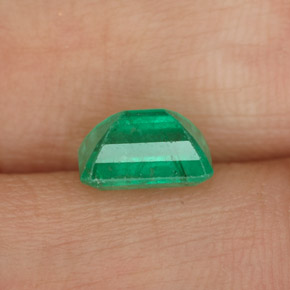 Émeraude vert naturelle taille émeraude, 1,07 ct, SI-I1