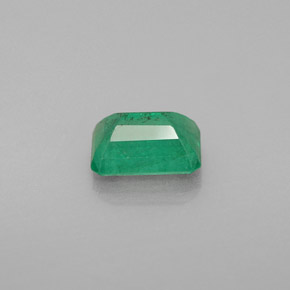 Émeraude vert naturelle taille émeraude, 1,03 ct, SI