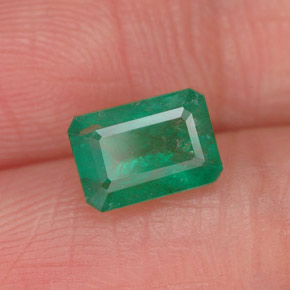 Émeraude vert naturelle taille émeraude, 0,91 ct, SI-I1