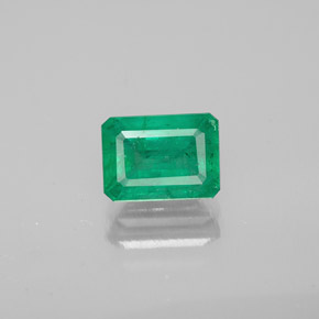Émeraude vert naturelle taille émeraude, 0,95 ct, VS-SI