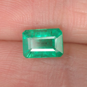 Émeraude vert naturelle taille émeraude, 1,00 ct, SI