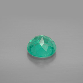 Émeraude Vert naturelle Coupe roude, 1.74 ct, VS-SI