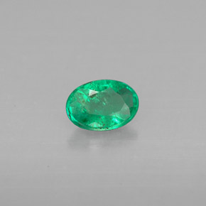 Émeraude vert naturelle coupe ovale, 0,41 ct, VS-SI