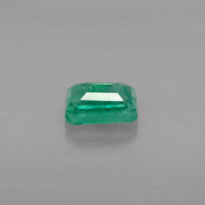 Émeraude vert naturelle taille émeraude, 0,70 ct, VS-SI