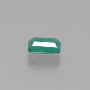 Émeraude vert naturelle taille émeraude, 0,38 ct, SI-I1