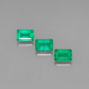 Achetez naturel ct vert émeraude gems, taille émeraude, en provenance colombie chez gemselect. en stock, livraison internationale!