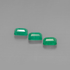 Achetez naturel ct vert émeraude gems, taille émeraude, en provenance colombie chez gemselect. en stock, livraison internationale!