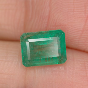 Émeraude vert naturelle taille émeraude, 1,31 ct, VS-SI
