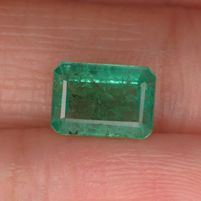 Émeraude vert naturelle taille émeraude, 1,65 ct, VS-SI