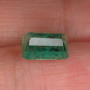 Émeraude vert naturelle taille émeraude, 1,65 ct, VS-SI