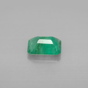 Émeraude vert naturelle taille émeraude, 1,27 ct, VS-SI