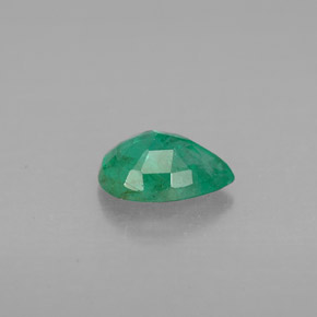 Émeraude vert naturelle en forme de poire, 0,65 ct, VS-SI
