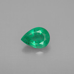 Émeraude vert naturelle en forme de poire, 0,66 ct, VS-SI