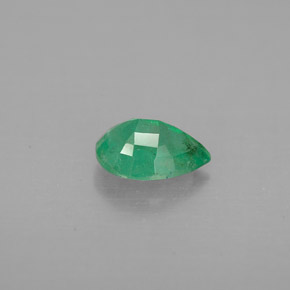 Émeraude vert naturelle en forme de poire, 0,66 ct, VS-SI