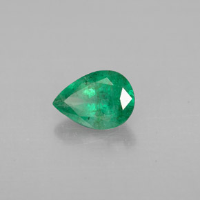 Émeraude vert naturelle en forme de poire, 0,67 ct, VS-SI