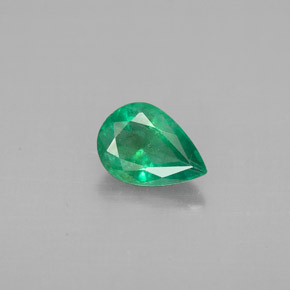 Émeraude vert naturelle en forme de poire, 0,57 ct, SI