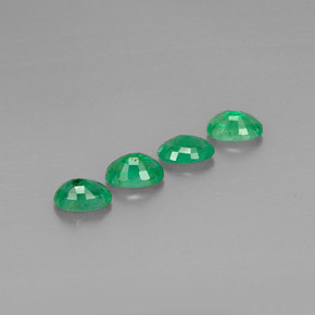 Achetez naturel ct vert émeraude gems, coupe ovale, en provenance colombie chez gemselect. en stock, livraison internationale!