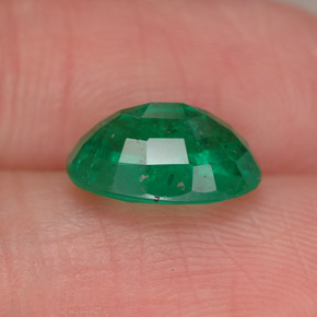 Émeraude vert naturelle coupe ovale, 2,46 ct, SI-I1