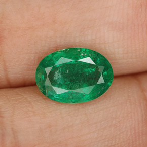 Émeraude vert naturelle coupe ovale, 1,60 ct, SI-I1