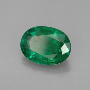 Émeraude vert naturelle coupe ovale, 2,67 ct, VS