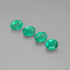 Achetez naturel ct vert émeraude gems, coupe ovale, en provenance colombie chez gemselect. en stock, livraison internationale!