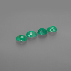 Achetez naturel ct vert émeraude gems, coupe ovale, en provenance colombie chez gemselect. en stock, livraison internationale!