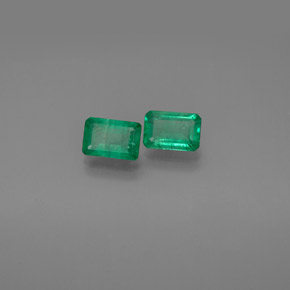 Achetez naturel ct vert émeraude gems, taille émeraude, en provenance colombie chez gemselect. en stock, livraison internationale!