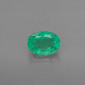 Émeraude vert naturelle coupe ovale, 0,37 ct, SI