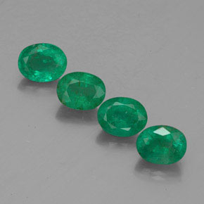 Achetez naturel ct vert émeraude gems, coupe ovale, en provenance colombie chez gemselect. en stock, livraison internationale!