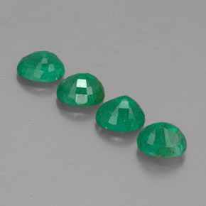 Achetez naturel ct vert émeraude gems, coupe ovale, en provenance colombie chez gemselect. en stock, livraison internationale!