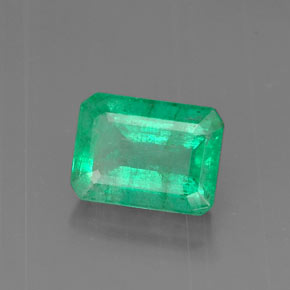 Émeraude vert naturelle taille émeraude, 1,05 ct, SI-I1
