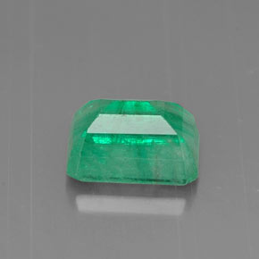 Émeraude vert naturelle taille émeraude, 1,05 ct, SI-I1