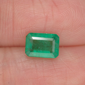 Émeraude vert naturelle taille émeraude, 0,86 ct, SI-I1