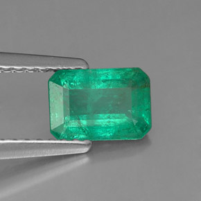 Émeraude vert naturelle taille émeraude, 0,79 ct, SI-I1