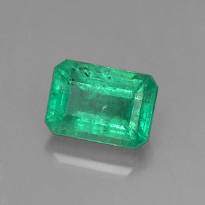 Émeraude vert naturelle taille émeraude, 1,04 ct, SI-I1