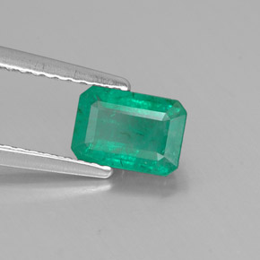 Émeraude vert naturelle taille émeraude, 0,91 ct, SI