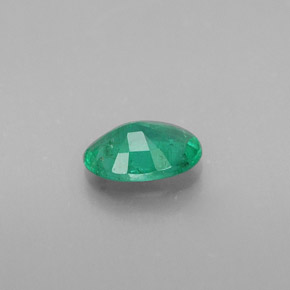 Émeraude vert naturelle coupe ovale, 0,35 ct, SI