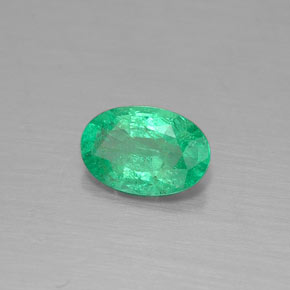 Émeraude vert naturelle coupe ovale, 0,33 ct, SI