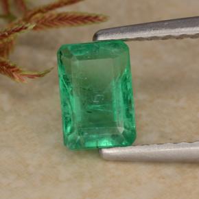Émeraude vert naturelle taille émeraude, 0,70 ct, SI-I1
