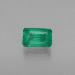 Émeraude vert naturelle taille émeraude, 0,54 ct, SI-I1