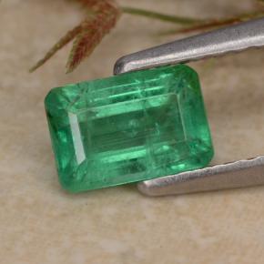 Émeraude vert naturelle taille émeraude, 0,63 ct, SI-I1