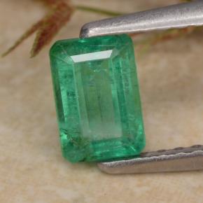 Émeraude vert naturelle taille émeraude, 0,63 ct, SI-I1