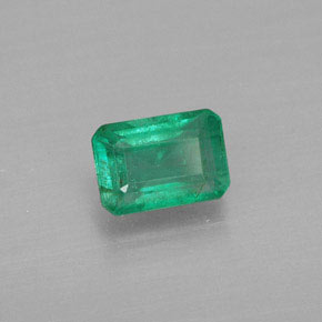 Émeraude vert naturelle taille émeraude, 0,55 ct, SI-I1