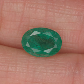 Émeraude vert naturelle coupe ovale, 1,27 ct, I1
