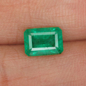 Émeraude vert naturelle taille émeraude, 0,97 ct, I1